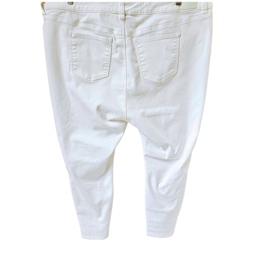 CELEBRITY PINK Plus Size 22 White Skinny Jeans NWOT - Picture 12 of 13